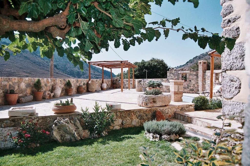 Traditional Villa With Pool In Sfakia Imbros Luaran gambar